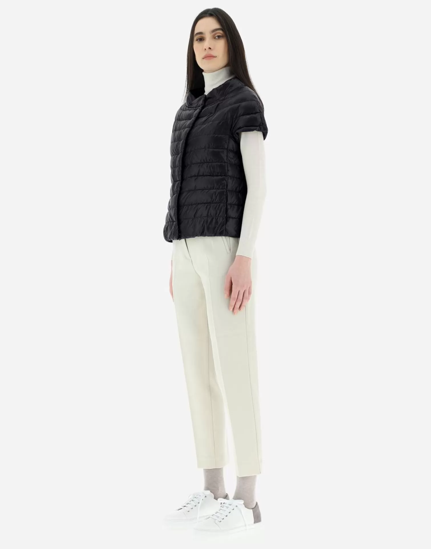 emilia_5-5.webp Herno Doudounes Courtes>Emilia Black